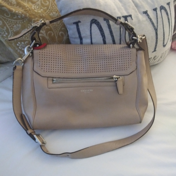 Authentic Coach bag - Picture 3 of 8